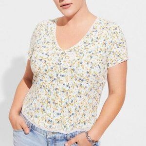 Torrid 2X Ditsy Floral Lace Trim V-Neck Top 18/20 Plus